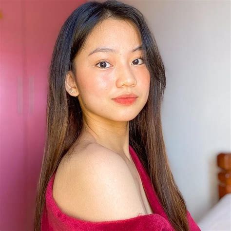 Chelsea Reyes (@chelsixxi) Official .